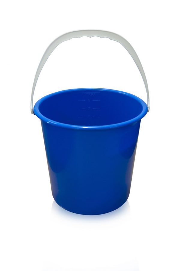 plastic blue 2 gallon bucket